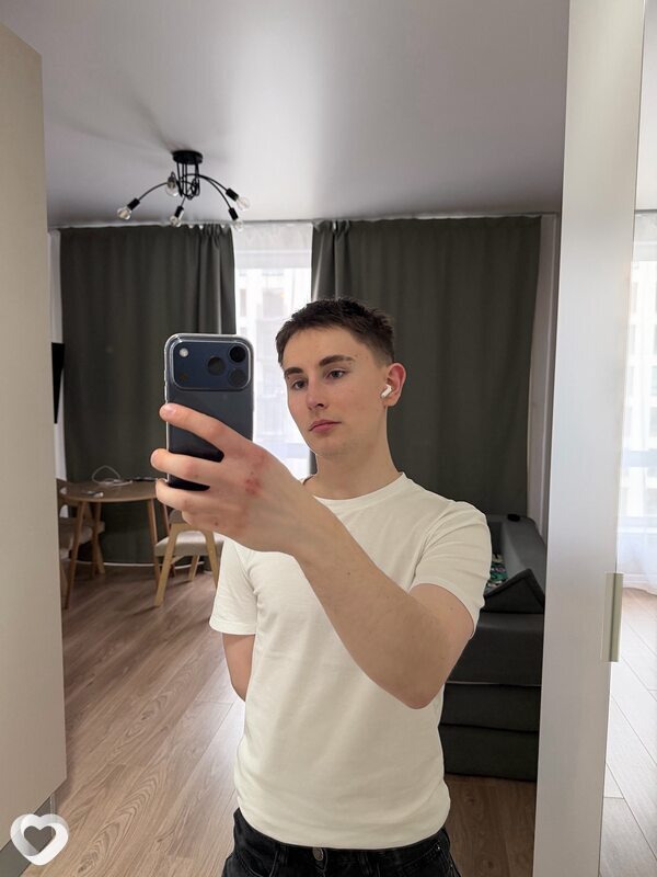 Илья, 21, Санкт-Петербурге — анкета №4114773
