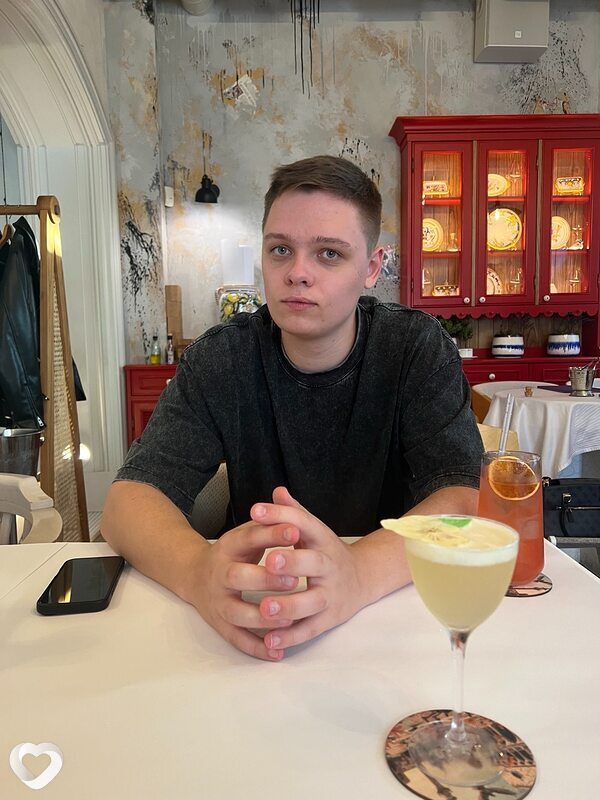 Павел, 18, Владимире — анкета №4115656