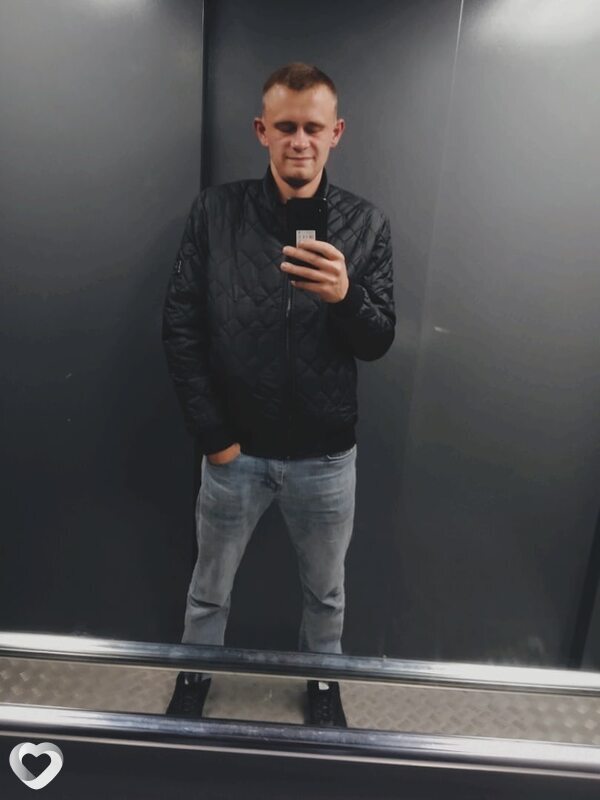Алекс, 29, Истре — анкета №4115766