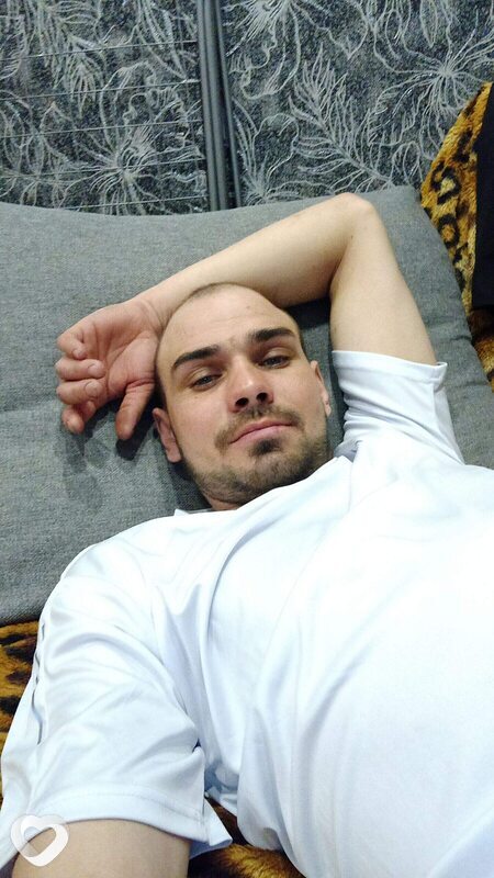 Толя, Искитим