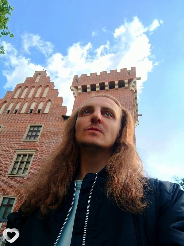 Apolon, Познань