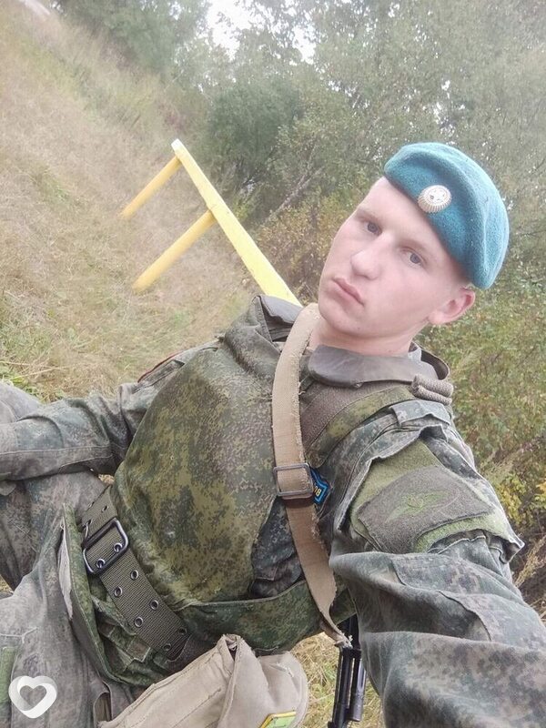 Александр, 23, Барнауле — анкета №4116677