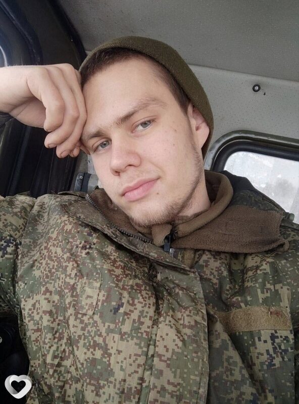 Артем, 24, Смоленске — анкета №4117248