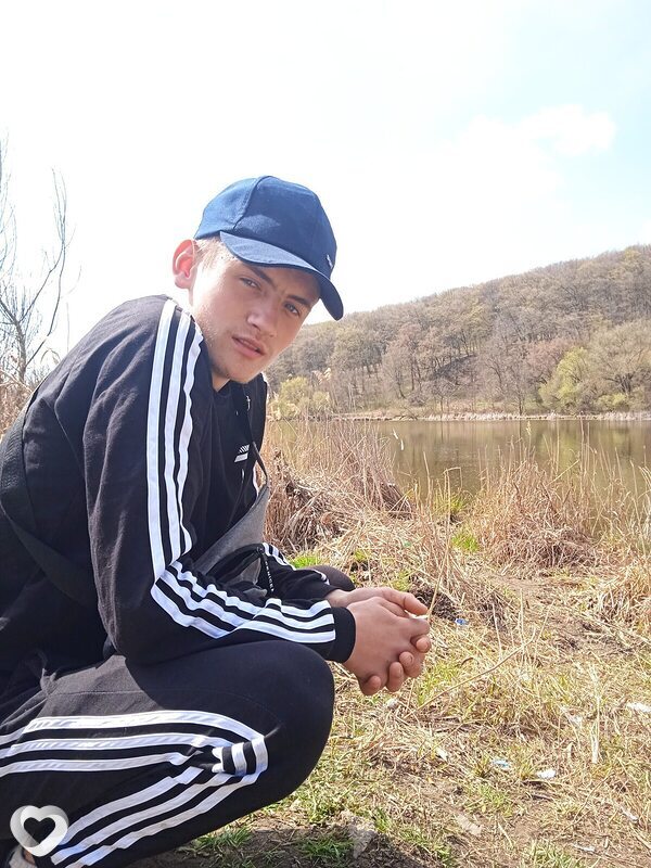 Vova, 19, Киеве — анкета №4117364