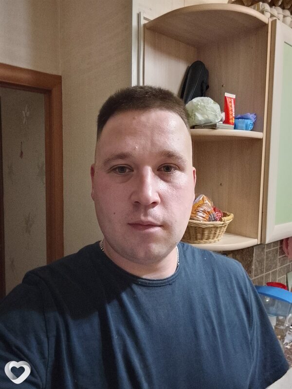 Артём, 29, Коряжме — анкета №4117959