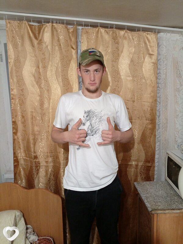 Жека, 19, Ростове-на-Дону — анкета №4118176