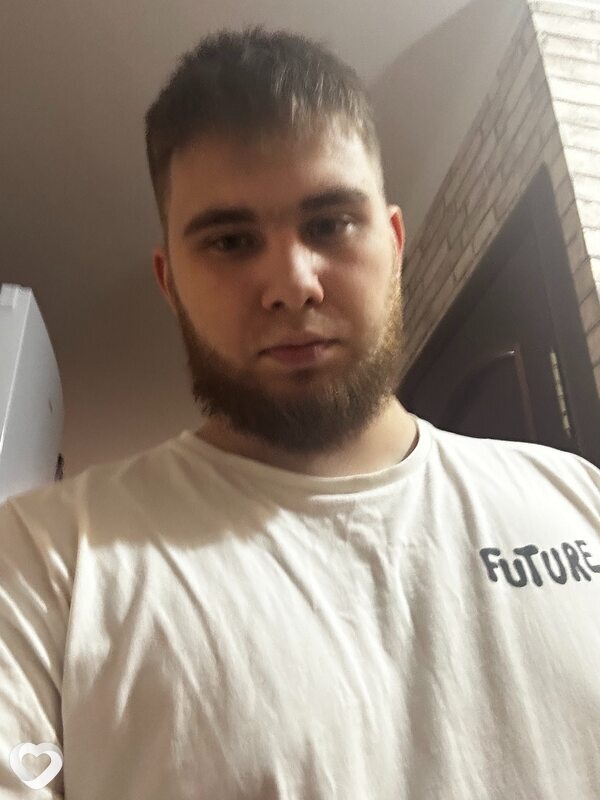Артем, 23, Москве — анкета №4118726