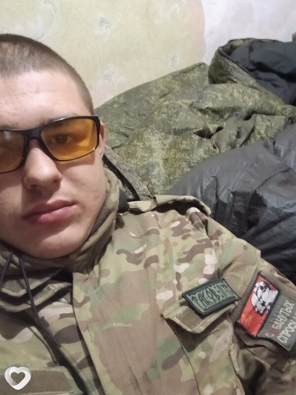 Богдан, 20, Макеевке — анкета №4120579