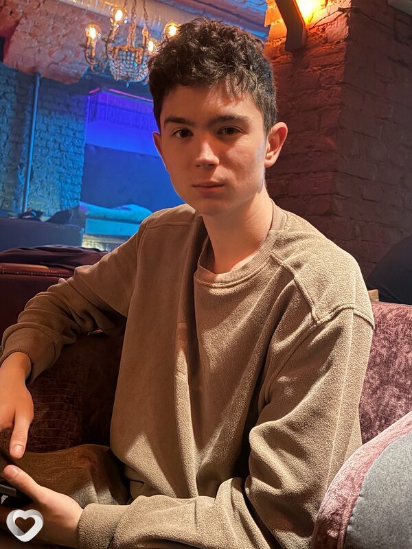 Александр, 21, Санкт-Петербурге — анкета №4121312