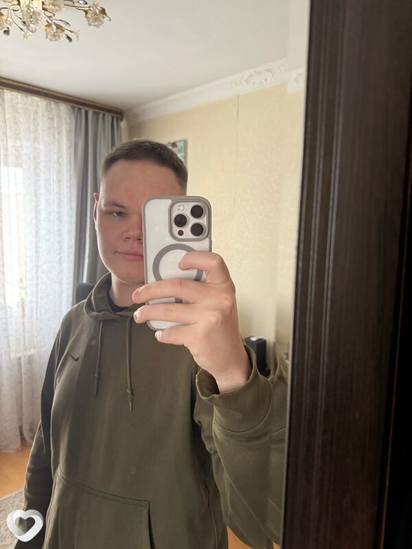 Андрей, 20, Москве — анкета №4120951