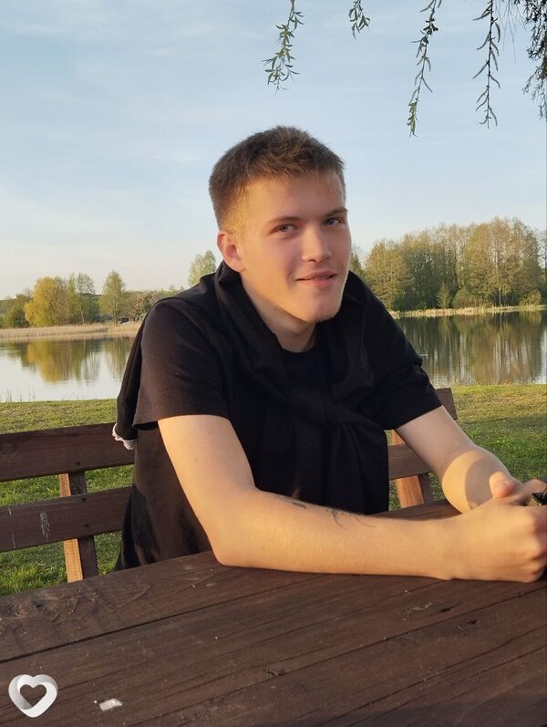 Сергей, 20, Гродно — анкета №4120994