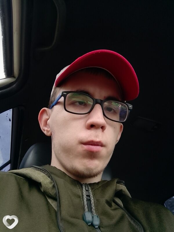 Владимир, 20, Усть-Илимск — анкета №4124773