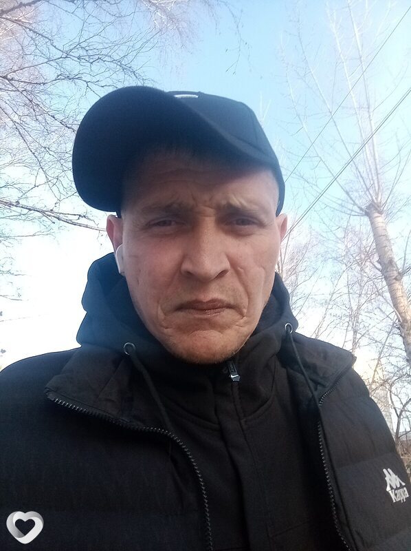 Михаил, 38, Новоалтайске — анкета №4122641