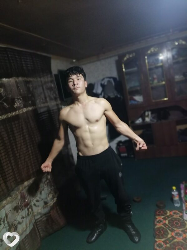 Асатбек, 22, Омске — анкета №4122508