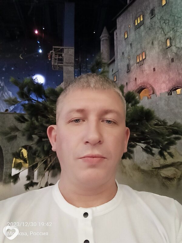 Саша, 25, Новосибирске — анкета №4122835