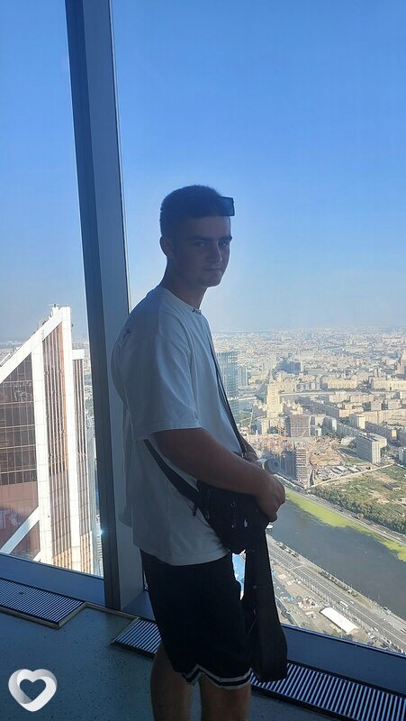 Дмитрий, 22, Бресте — анкета №4123177