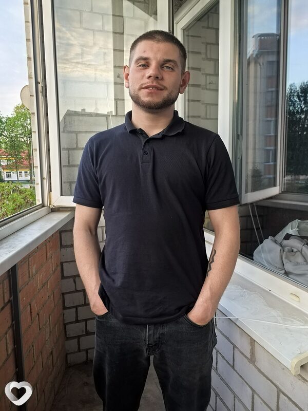 Дмитрий, 21, Бресте — анкета №4123501