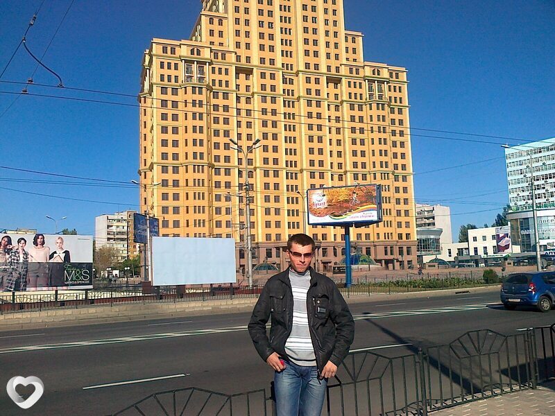 Женя, 40, Снежном — анкета №4124366