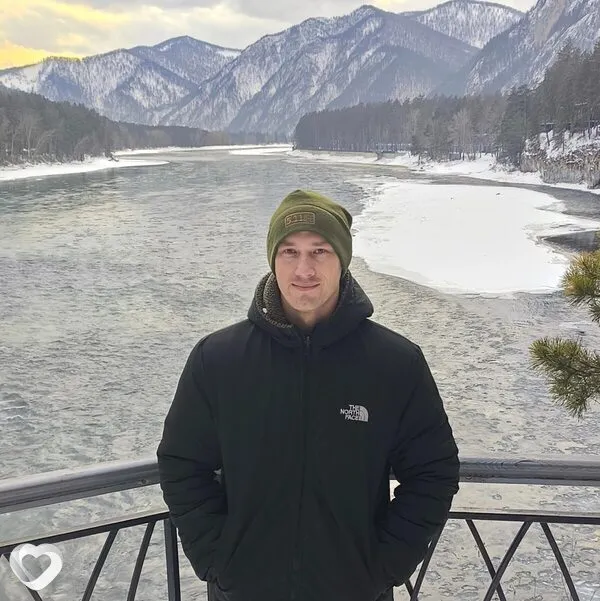 Павел, 30, Горно-Алтайске — анкета №4124336