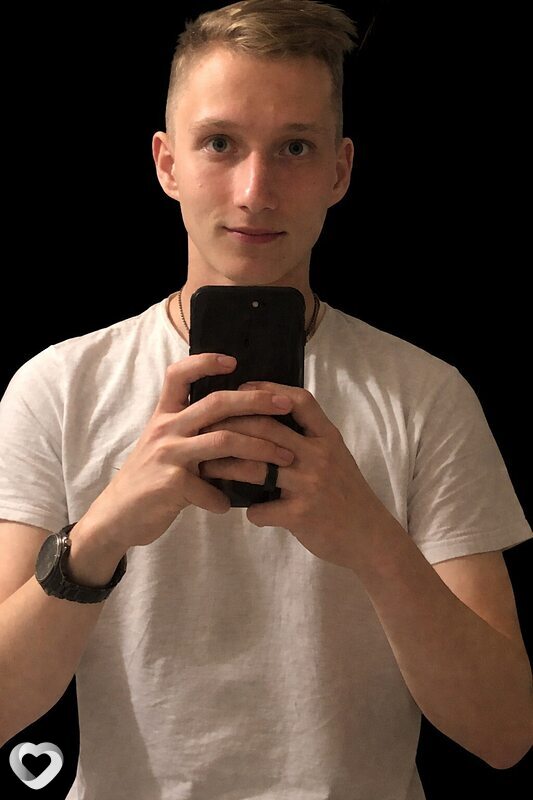 Валентин, 21, Ульяновске — анкета №4124377