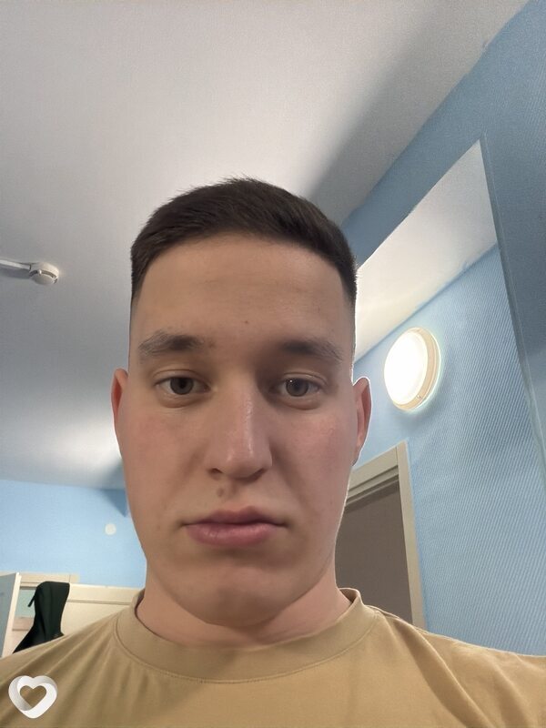 Максим, 21, Санкт-Петербурге — анкета №4124540