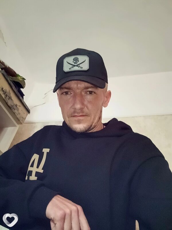 Арсен, 40, Стаханове — анкета №4124909