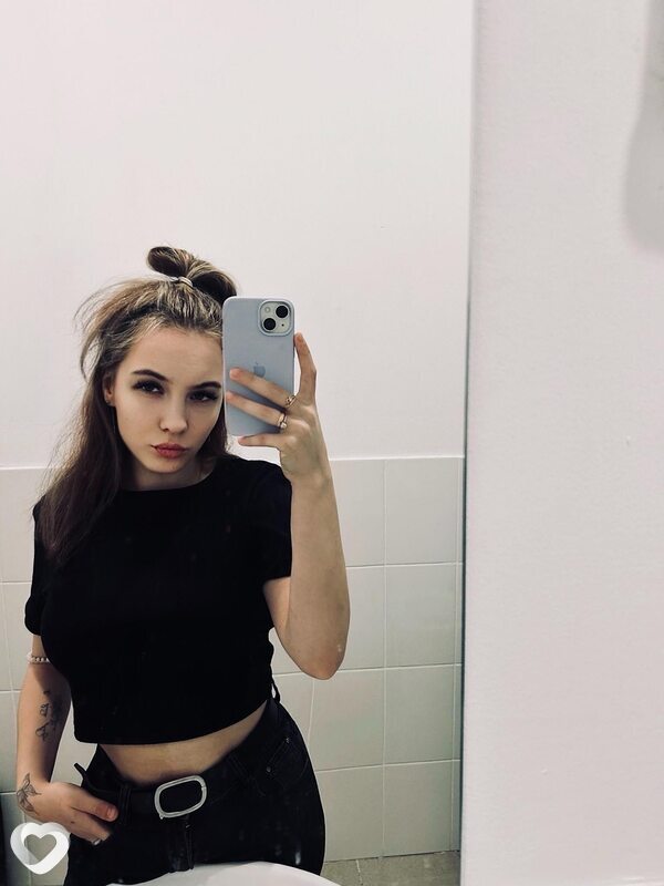 Карина, 21, Нижнем Новгороде — анкета №4126007