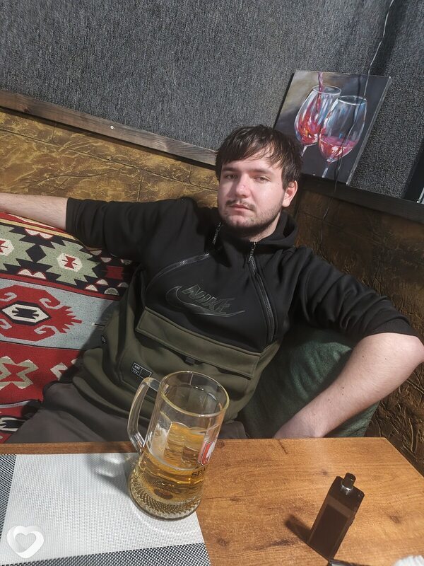 Саня, 21, Севастополе — анкета №4126367
