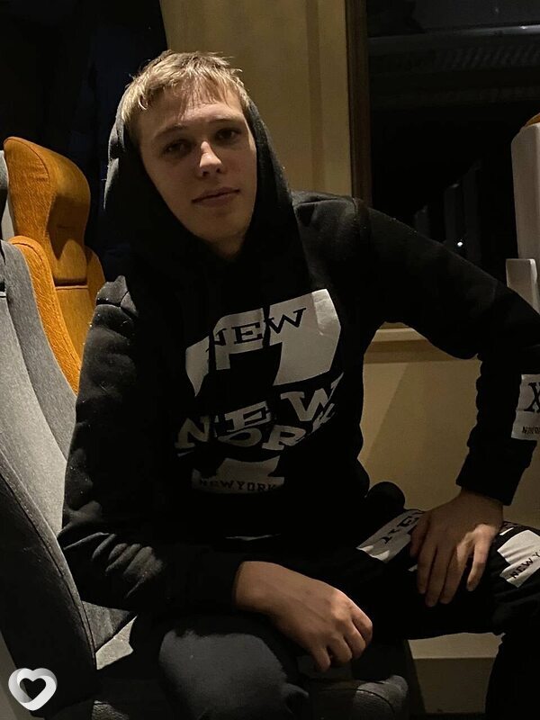 Кирилл, 19, Екатеринбурге — анкета №4126480