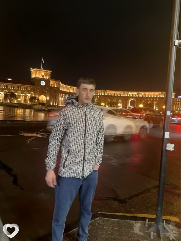 Арман, 20, Ереван — анкета №4126825