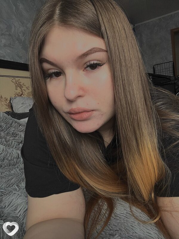 Екатерина, 20, Омске — анкета №4126645
