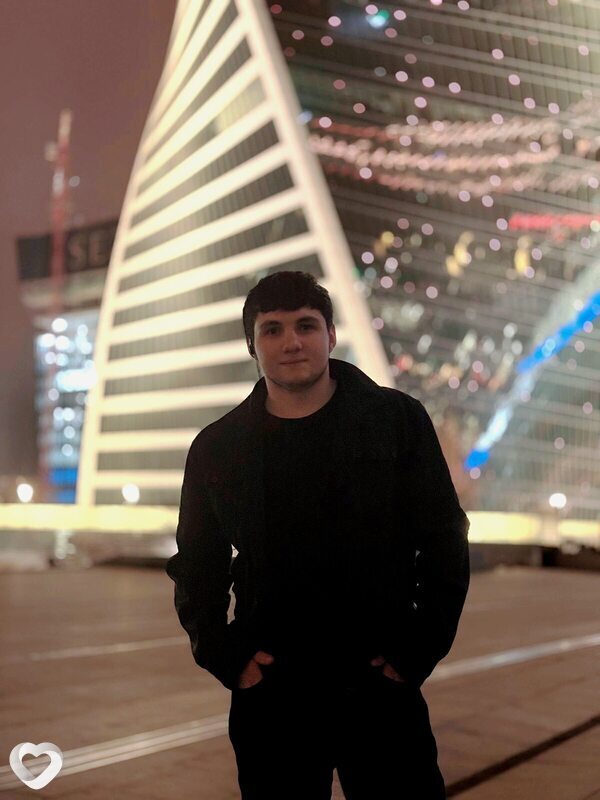 Артём, 19, Москве — анкета №4128011