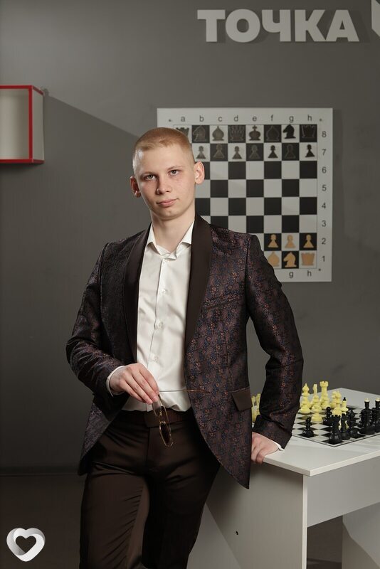 Александр, 21, Барнауле — анкета №4128217