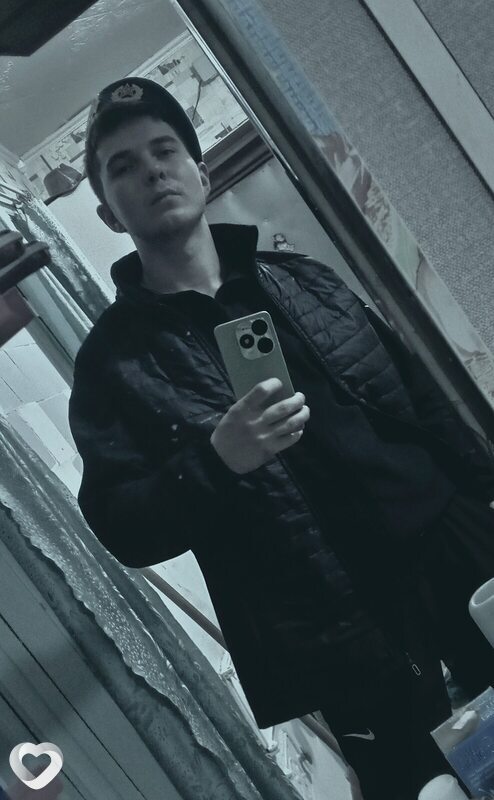 Александр, 21, Березовский (Свердловская обл) — анкета №4128870