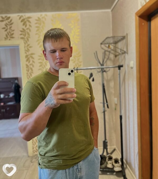 Aleksandr, 23, Речице — анкета №4129234