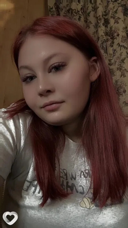 Аделина, 23, Барнауле — анкета №4129395