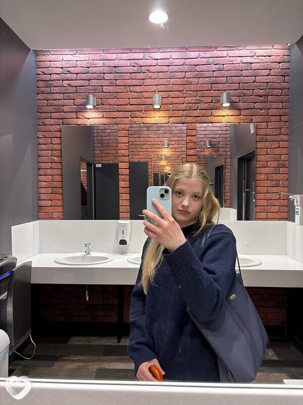 Лена, 18, Гомеле — анкета №4130207