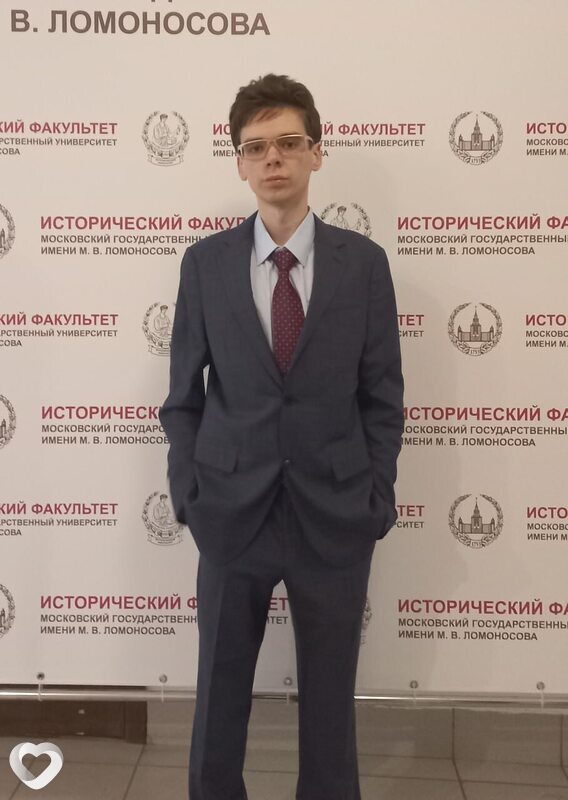 Илья, 21, Москве — анкета №4130438