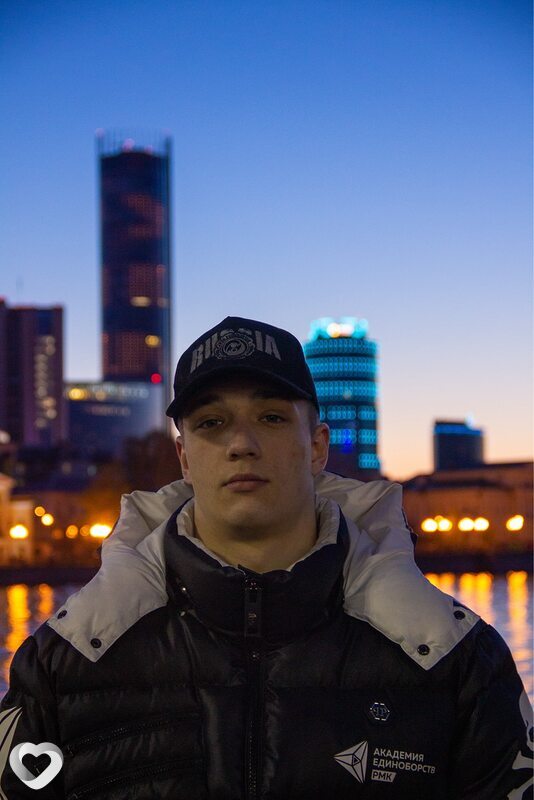 Артем, 21, Екатеринбурге — анкета №4130409