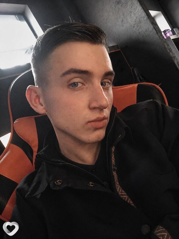 Дмитрий, 20, Москве — анкета №4130803