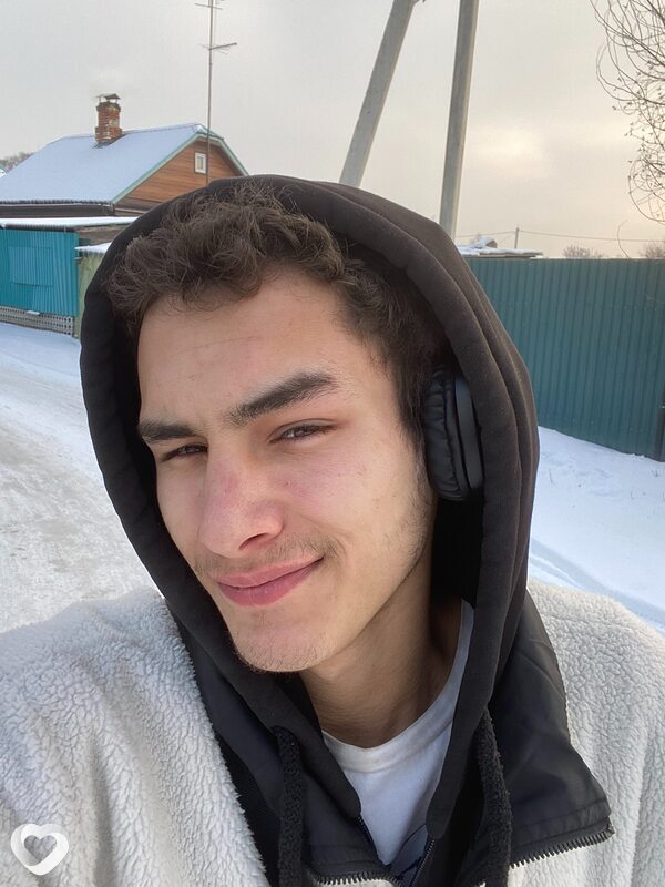 Леонид, 22, Уссурийске — анкета №4131307