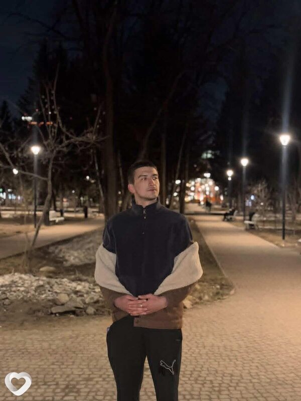 Максим, 18, Семей — анкета №4132335