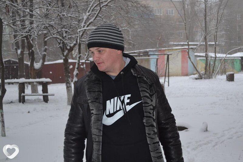 Красавчик, 41, Снежном — анкета №4132458