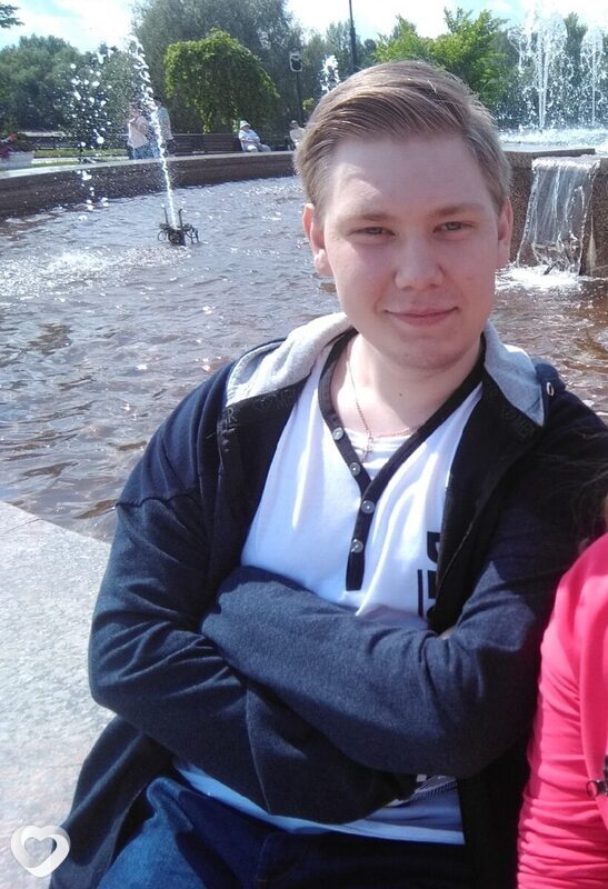 Максим, 22, Ярославле — анкета №4133022