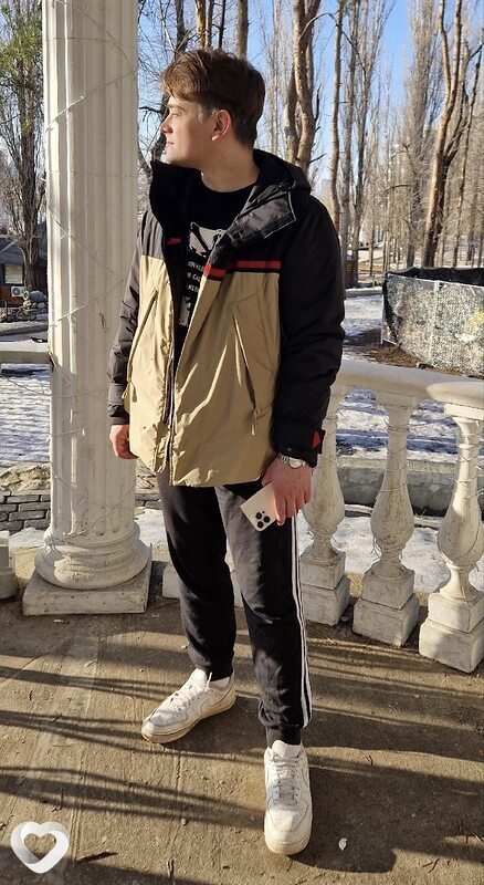 Артем, 24, Воронеже — анкета №4134015