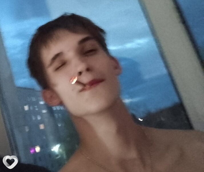 Дмитрий, 18, Омске — анкета №4134336