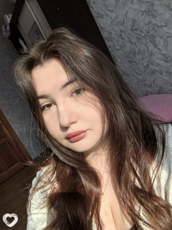 Алёна, 19, Дзержинске — анкета №4134605