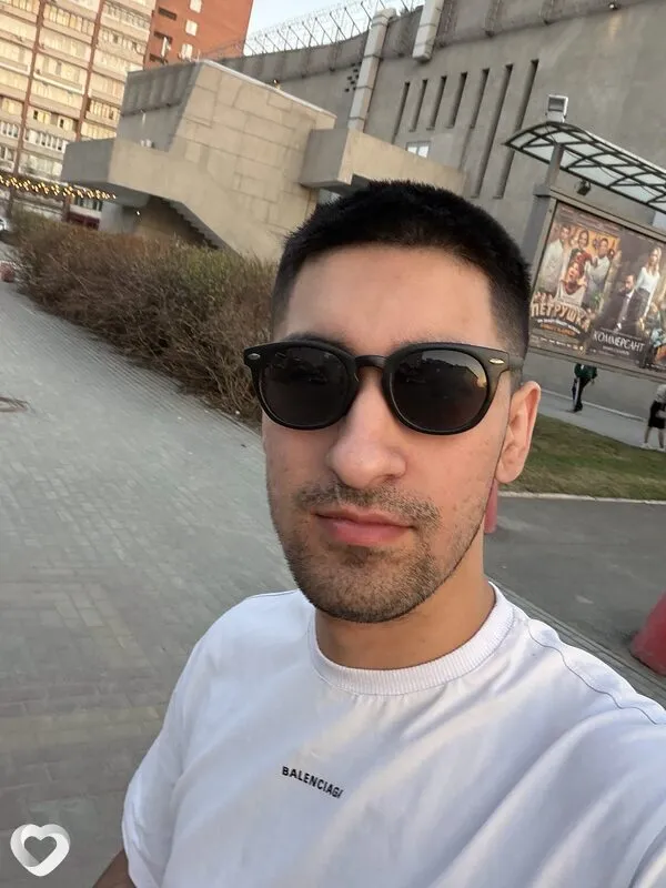 Тимур, 22, Барнауле — анкета №4135125