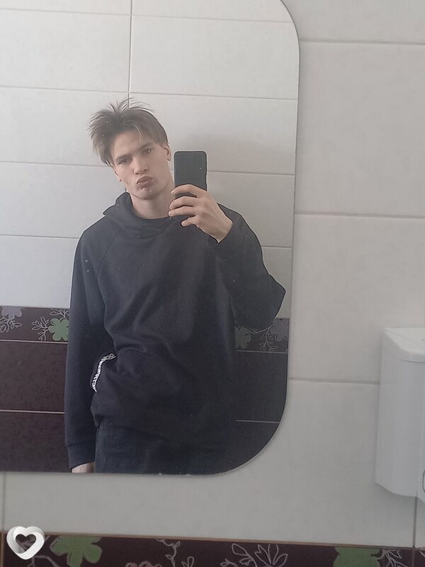Иван, 18, Тюмени — анкета №4135158