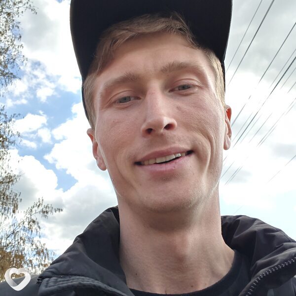 Иван, 27, Батайске — анкета №4135894